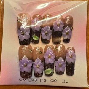 Flower Press On Nails‎ False Nails Purple Floral Design Manicure Set